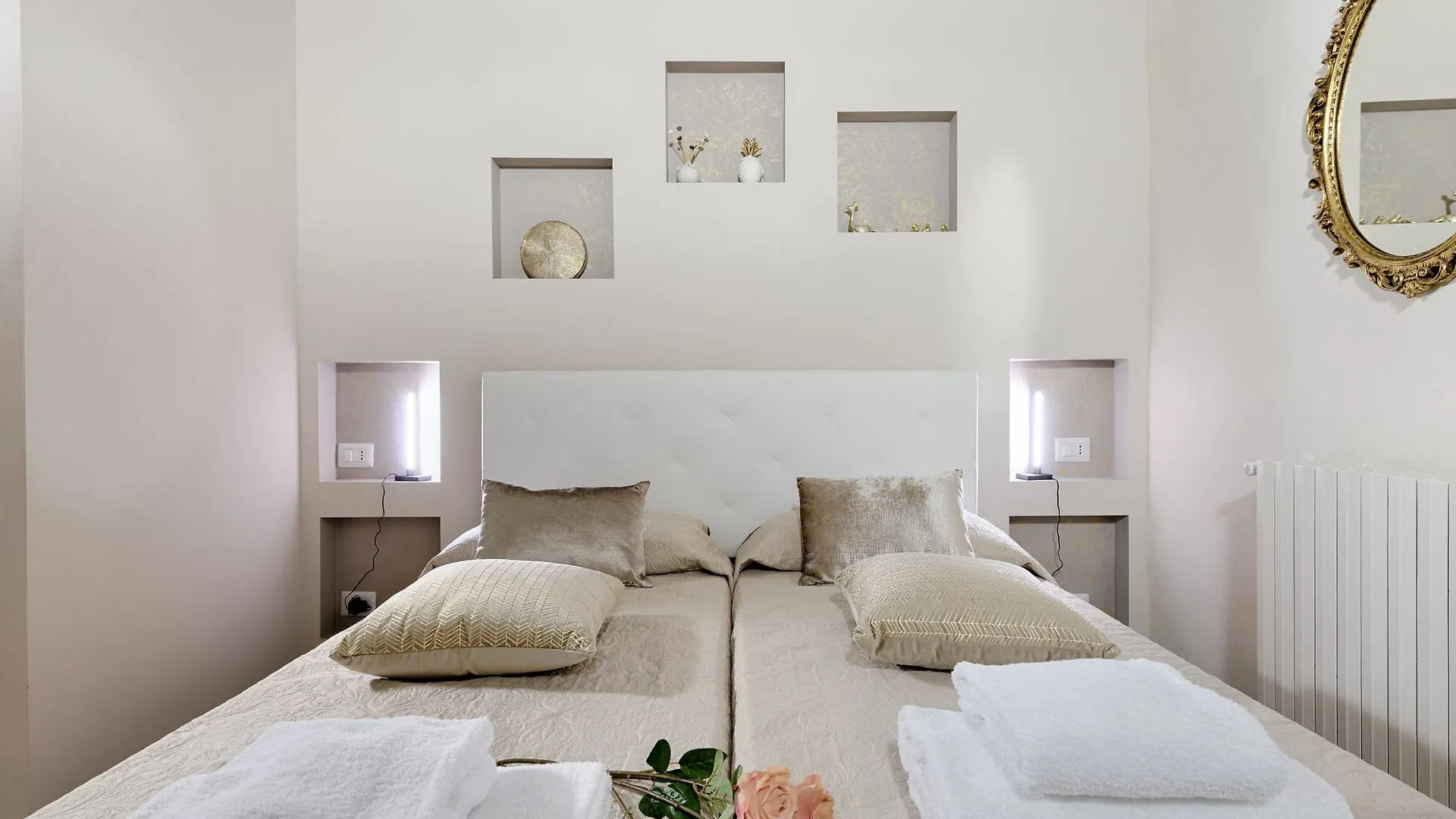 Santa Croce Cathedral By Mmega Apartment Florence 0*,  Italy