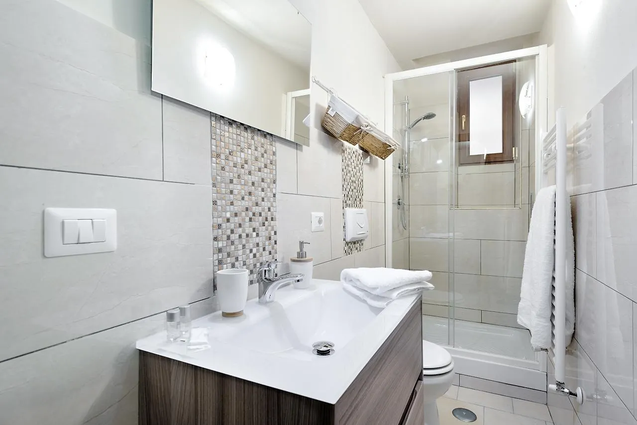 Santa Croce Cathedral By Mmega Apartment Florence